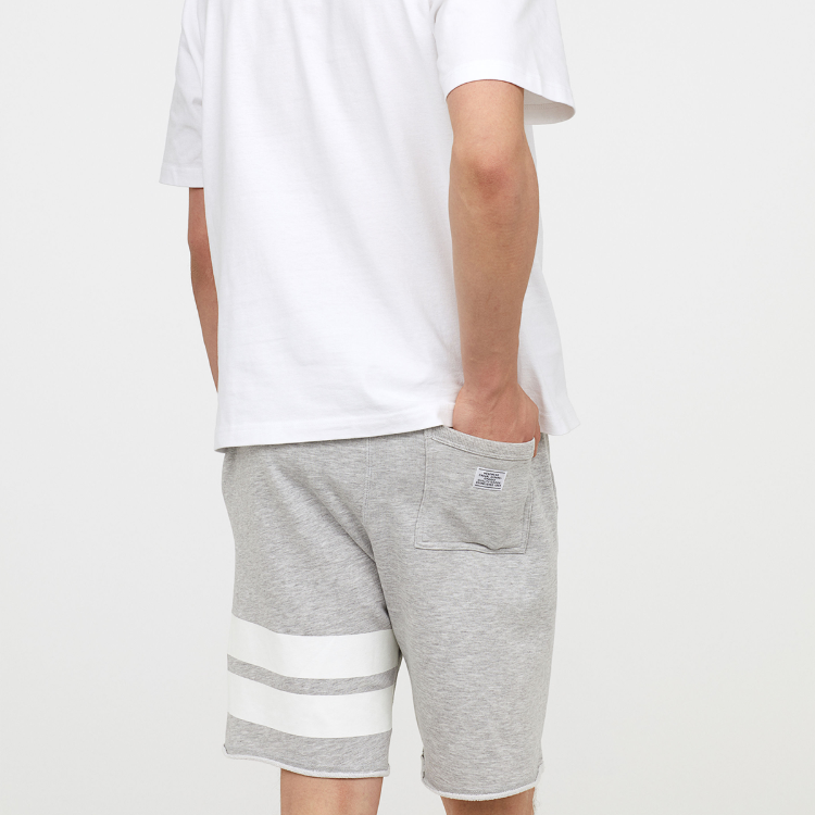 Picture of Knee-lenght Shorts